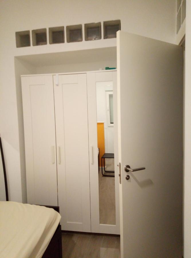 Alquilo Habitacion Individual Con Aseo Privado Solo Chicas, Only Girls บาเลนเซีย ภายนอก รูปภาพ
